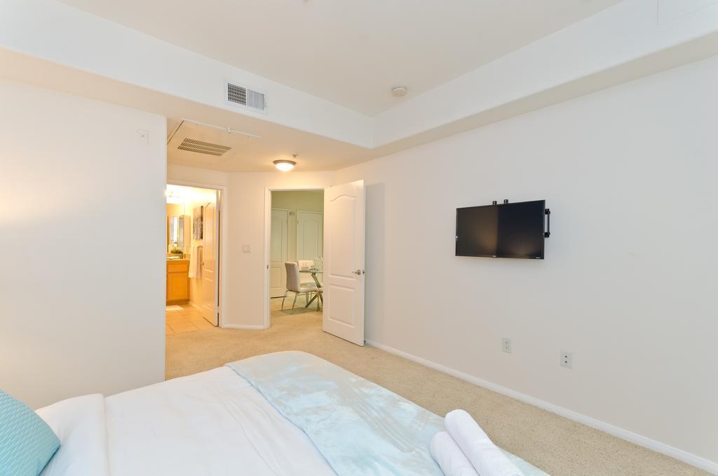 Popular Downtown La Bellagio Resort Suite Los Angeles Bagian luar foto