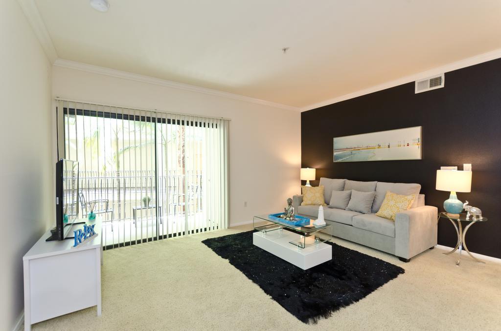 Popular Downtown La Bellagio Resort Suite Los Angeles Bagian luar foto
