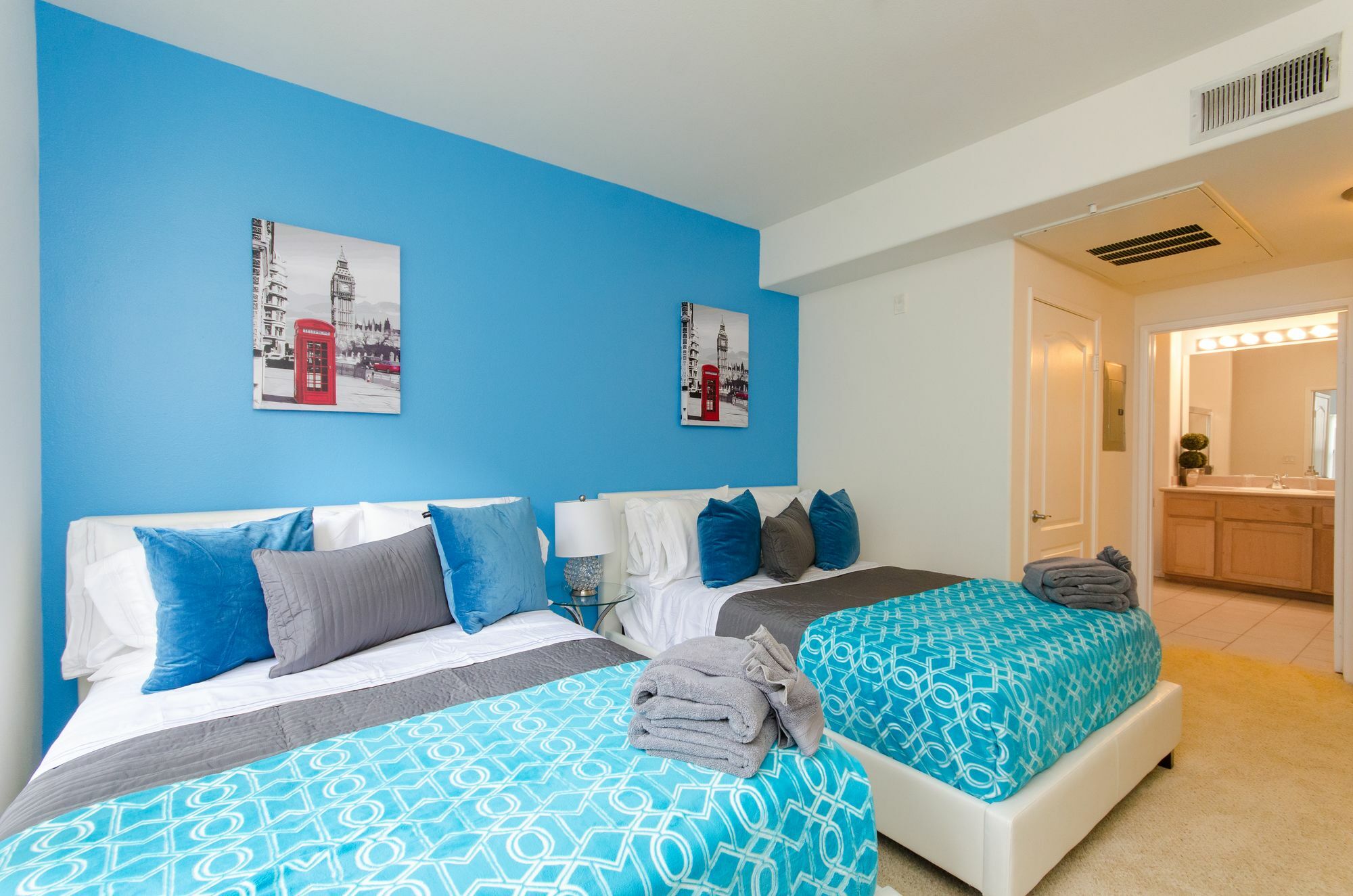 Popular Downtown La Bellagio Resort Suite Los Angeles Bagian luar foto
